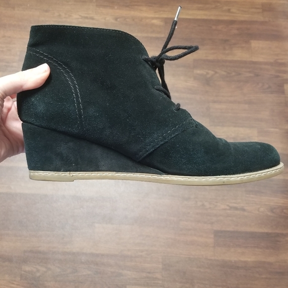 Women's Leather Wedge Booties - Picture 5 of 7